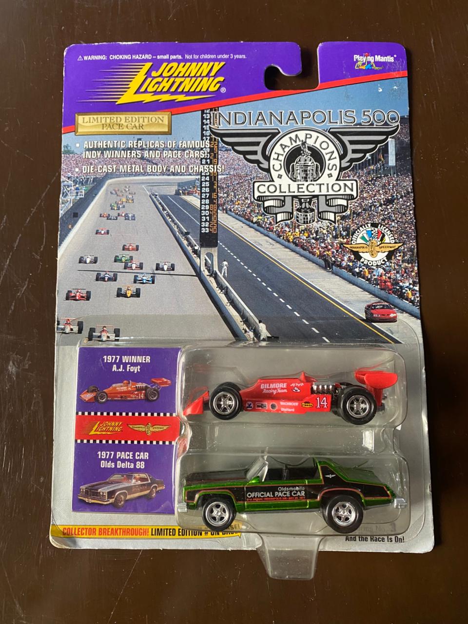 JOHNNY LIGHTNING
